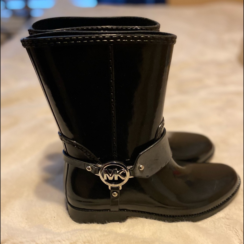 Michael Kors Fulton Harness Rain Boots, size 6, - Picture 1 of 4